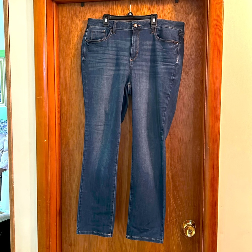 Sonoma curvy straight leg jeans. Size 14R